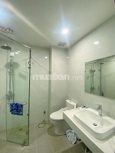 Bán nhà Nguyễn Trãi thoáng trước sau, kinh doanh, dt 70m2, 6t, mt 4m.