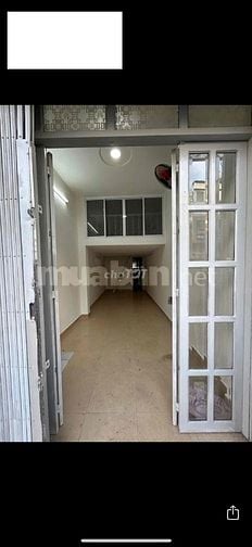 Cho thuê nhà mặt tiền Trần Phú, P4,Q5 giá 8.5tr