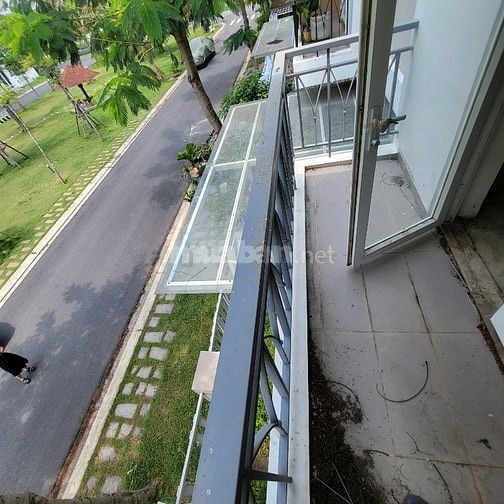 Cho thuê nhà thô nguyên căn 5x15, 1 trệt, 2 lầu Lovera Park Bình Chánh