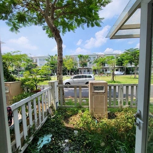 Cho thuê nhà thô nguyên căn 5x15, 1 trệt, 2 lầu Lovera Park Bình Chánh