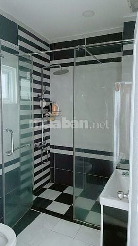 Trả nợ Bank tôi cần bán Nhà Phố 1 trệt 3 lầu KDC 13C Greenlife nhà mới