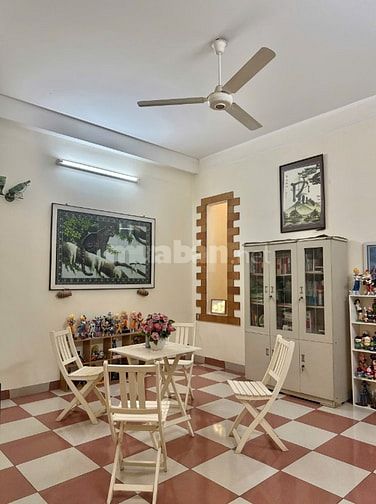CHO THUÊ NHÀ NGUYÊN CĂN, MẶT TIỀN Ở VỊ TRÍ ĐẮC ĐỊA, GIÁ TỐT, VIEW ĐẸP 