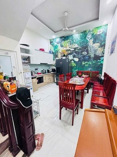 42m², 4 tầng, gần hồ, cách ô tô đúng… 25m – Nhà phố Quan Nhân đang 