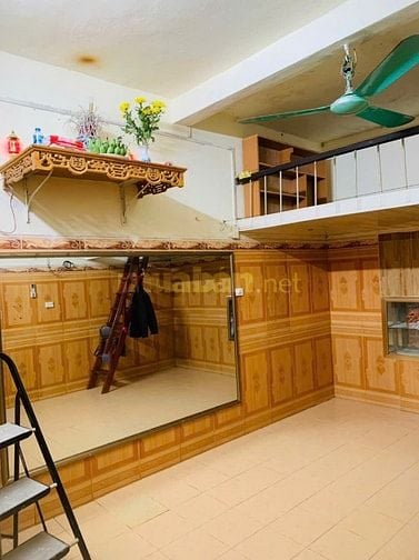 Chính chủ cho thuê nhà tập thể 21m2 phố Lý Nam Đế, Hoàn Kiếm, Hà Nội