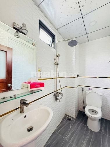 Chủ Đi Nước Ngoài Định Cư Bán Gấp Nhà Trần Huy Liệu P.12 Phú Nhuận 