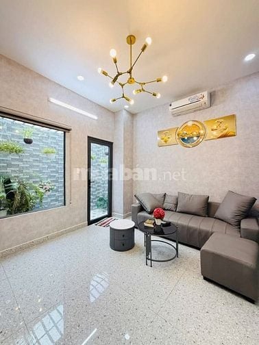 Chủ Đi Nước Ngoài Định Cư Bán Gấp Nhà Trần Huy Liệu P.12 Phú Nhuận 