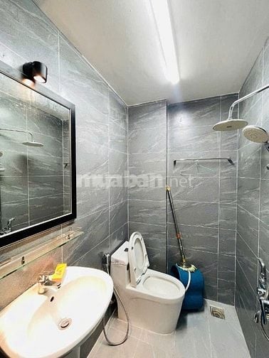 CHO THUÊ NHÀ - MẶT TIỀN HẺM KINH DOANH 351 LÊ VĂN SỸ, PHƯỜNG 13, Q3