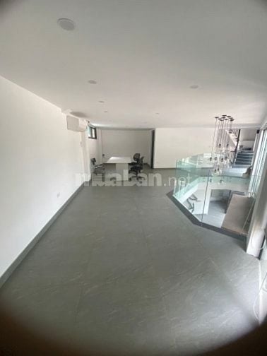 Mặt bằng ngõ 15 TẠ QUANG BỬU mặt tiền 15m,dt 210m2/3sàn giá 29tr