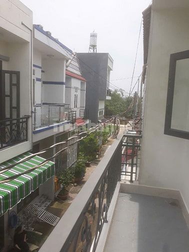 Nhà khu dân cư Hoàng gia 395tr