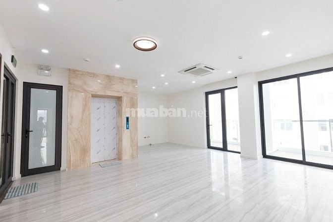 Cho thuê tòa nhà đẹp Nguyễn Chánh, Cầu Giấy: 180m2, 7 tầng, 1 hầm