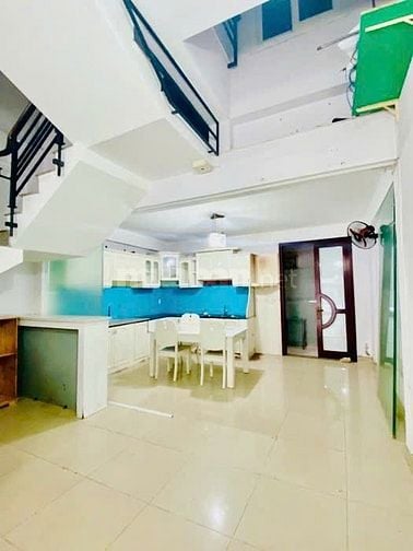 GẤP !  BÁN NHÀ MT 10M PHẠM VĂN BẠCH CHO THUÊ 30 TRIỆU P15 TÂN BÌNH