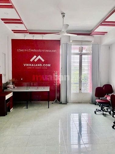 GẤP !  BÁN NHÀ MT 10M PHẠM VĂN BẠCH CHO THUÊ 30 TRIỆU P15 TÂN BÌNH