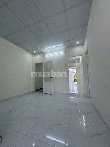 Nhà cấp 4, 6x27, SHR, thổ cư đầy đủ, Giá 680tr Trảng Bảng, Tây Ninh.