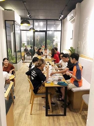 TUYỂN PHỤ BÁN CAFE – ĐI LÀM NGAY! 