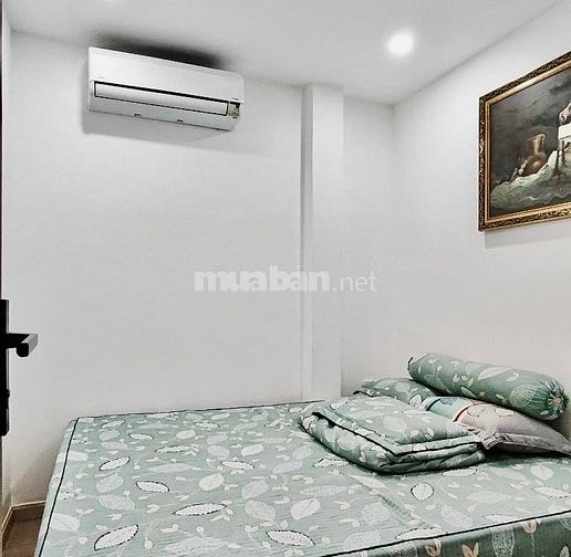 Bán nhà quận 7, xe hơi 7 chỗ đậu cửa, 4x15m, 3 tầng chỉ 7 tỷ mốt