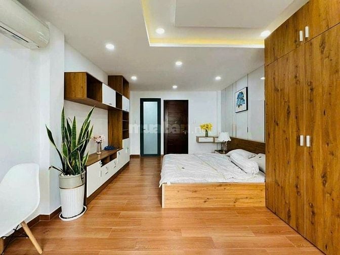 BÁN GẤP CĂN HỘ GATEWAY THẢO ĐIỀN TẦNG 17 QUẬN 2 89M2 GIÁ 2Y280TR SHR 