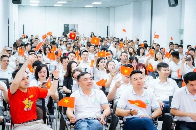 VIỆC LÀM HÓT - BÙNG NỔ THU NHẬP - MÔI GIỚI BẤT ĐỘNG SẢN HÀ NỘI