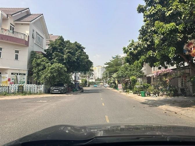 Bán lô đất thích hợp an cư tại khu dân cư an ninh bảo vệ 24/7
