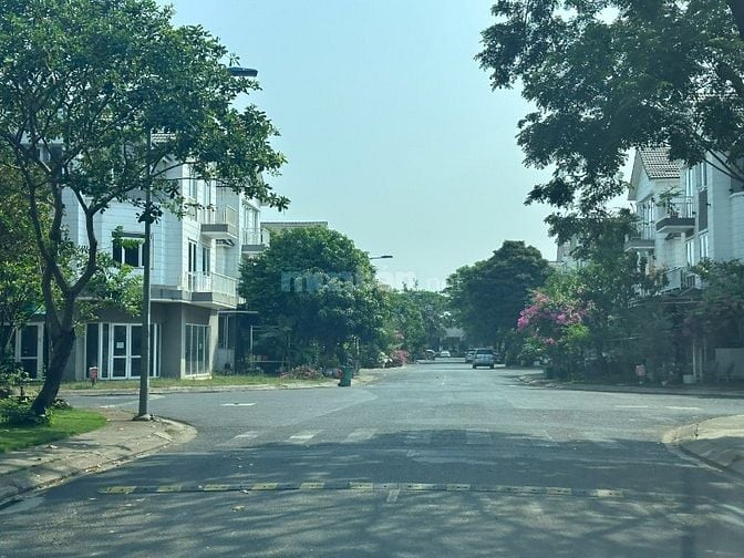 Bán lô đất thích hợp an cư tại khu dân cư an ninh bảo vệ 24/7