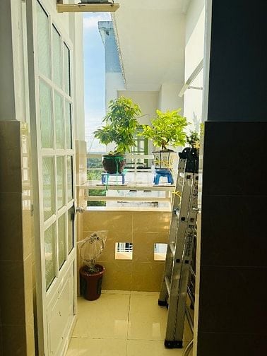 Cần bán chung cư Phú Lợi tầng 5 76m2