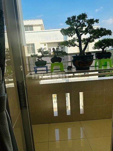 Cần bán chung cư Phú Lợi tầng 5 76m2