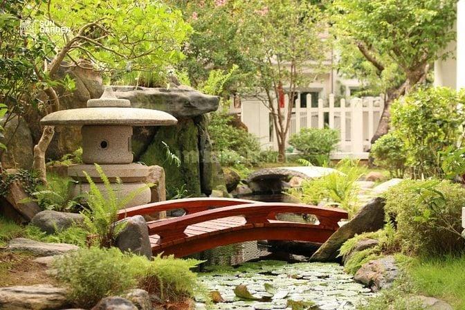 Thiết kế sân vườn biệt thự – 10 nguyên tắc vàng không thể bỏ qua