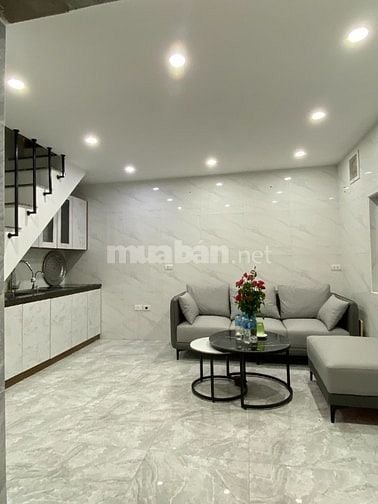 Bán nhà 4 tầng, tại ngõ 250 Tân Mai, cách đường oto 20m. 3,4 tỷ