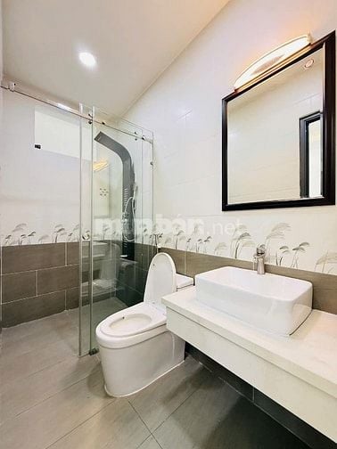 Bán nhà 4 tầng hẻm 8m 1/ thông 4x16 spa văn phòng dạy học 