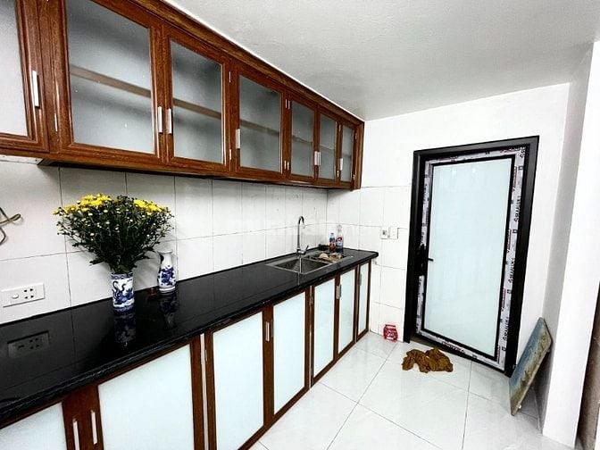 NHÀ ĐẸP 3 TẦNG - MỚI KÍNH KOONG - DÂN XÂY TÂM HUYẾT - NGÕ THÔNG OTO - 