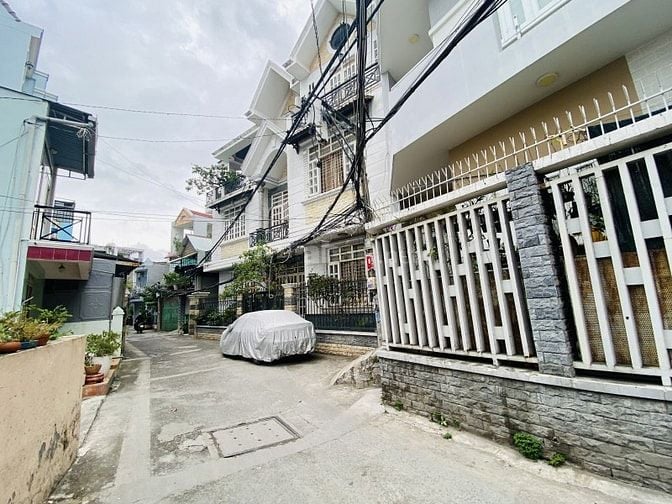 BÁN NHÀ NGUYỄN VĂN QUỲ – NGANG KHỦNG – GIÁ TỐT NHẤT KHU VỰC!
