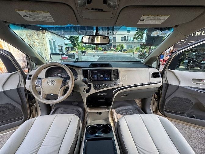 SIENNA LE 3.5AT - 1 cầu - nhập Mỹ