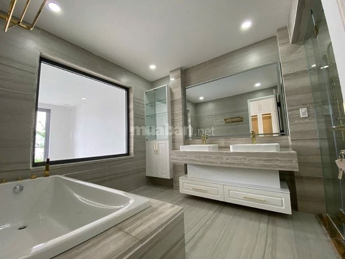 CHỈ CÒN MỘT CĂN DUY NHẤT TRONG KHU BIỆT THỰ CAO CẤP 
