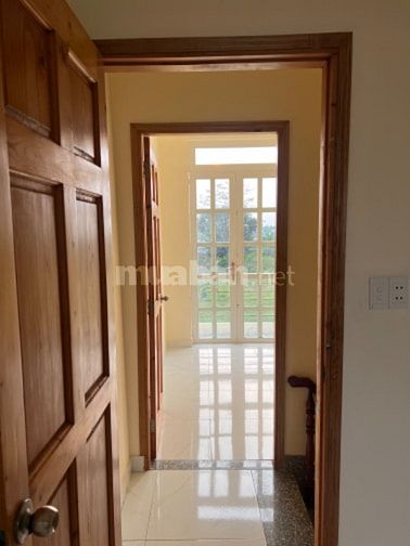 NHÀ BÁN CHÍNH CHỦ. HUYỆN ĐỨC HÒA, LONG AN. TRỆT 1 LẦU,. DT: 4x10m