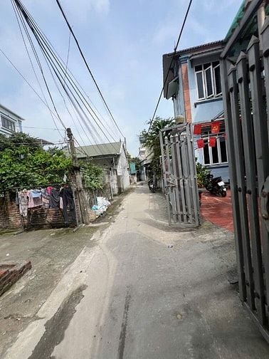 80m lô góc sát chợ phú nghĩa mặt tiền 8m đường 4m giá 3,5tỷ