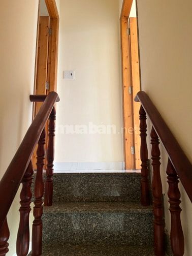 NHÀ BÁN CHÍNH CHỦ. HUYỆN ĐỨC HÒA, LONG AN. TRỆT 1 LẦU,. DT: 4x10m