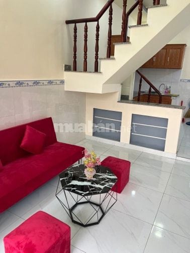 NHÀ BÁN CHÍNH CHỦ. HUYỆN ĐỨC HÒA, LONG AN. TRỆT 1 LẦU,. DT: 4x10m