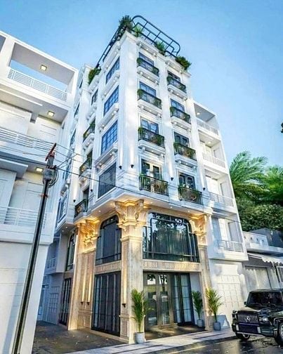 Bán nhà 6T thang máy mặt phố q Cầu Giấy , đang cho thuê KD sầm uất
