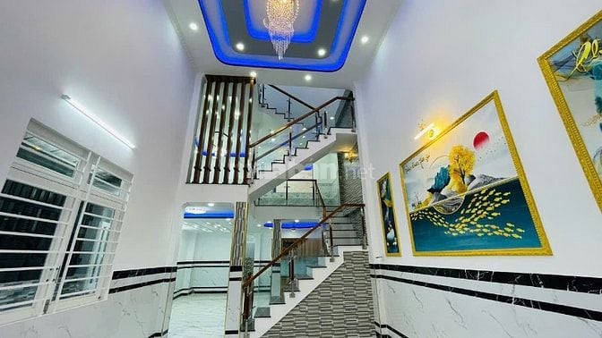 GĐ CẦN BÁN CĂN NHÀ 2 LẦU GIÁP QUẬN 12 SHR NỞ HẬU NGANG 6,5M 