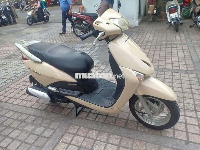 Xe Honda lead fi