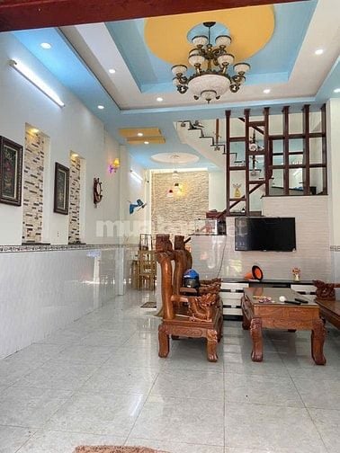 Giảm sốc 250tr còn 4,2tỷ,Hẻm XH, 4,6x12m, 2 tầng, Long Trường, Quận 9