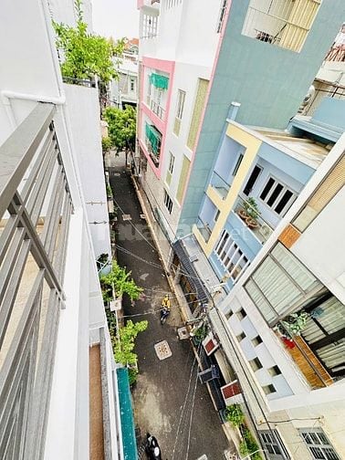 Bán Nhà HXH 6m Nguyễn Hồng Đào_5 Tầng, DT: 4 x 17m(nở 4.5m)_11.1 Tỷ TL