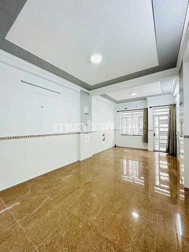 Bán Nhà HXH 6m Nguyễn Hồng Đào_5 Tầng, DT: 4 x 17m(nở 4.5m)_11.1 Tỷ TL