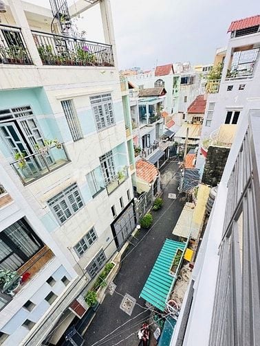 Bán Nhà HXH 6m Nguyễn Hồng Đào_5 Tầng, DT: 4 x 17m(nở 4.5m)_11.1 Tỷ TL