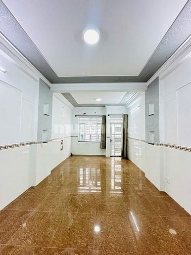 Bán Nhà HXH 6m Nguyễn Hồng Đào_5 Tầng, DT: 4 x 17m(nở 4.5m)_11.1 Tỷ TL