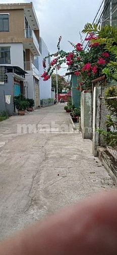 Bán nhà hẻm xe hơi xã Hưng Long, Huyện Bình Chánh