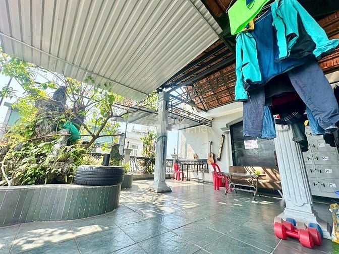 Cho thuê ký túc xá nằm trong biệt thự gần sân bay giá rẻ bao trọn gói