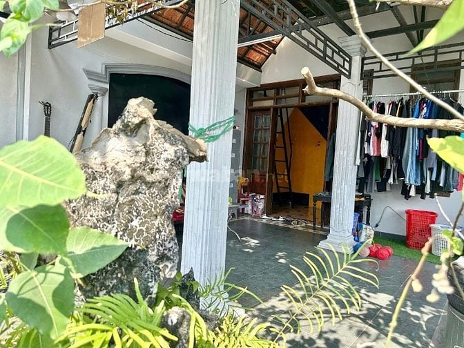 Cho thuê ký túc xá nằm trong biệt thự gần sân bay giá rẻ bao trọn gói