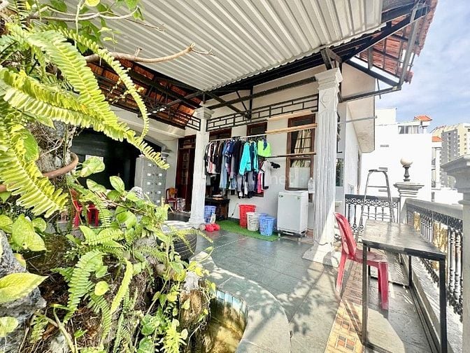 Cho thuê ký túc xá nằm trong biệt thự gần sân bay giá rẻ bao trọn gói