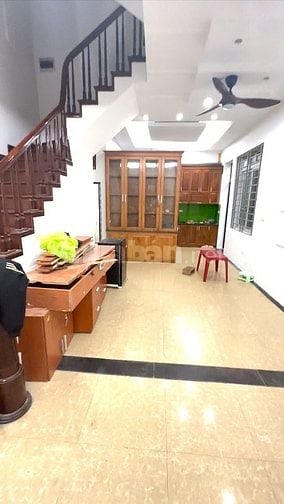 Cho thuê biệt thự Mới,có Thang Máy tại Đỗ Quang,Trung Hoà,Cầu Giấy