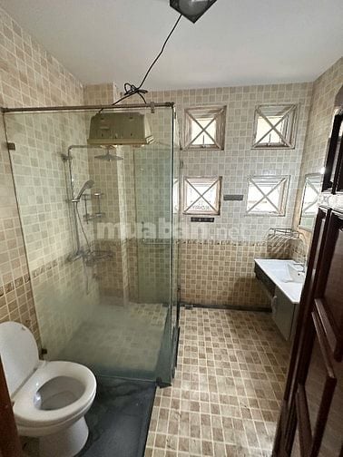 Cho thuê biệt thự Mới,có Thang Máy tại Đỗ Quang,Trung Hoà,Cầu Giấy